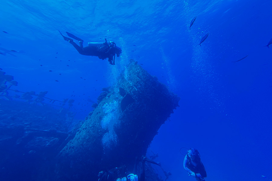 dive yamana malta cuevas barcos 02